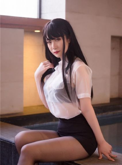 女子以极端方式报复邻居