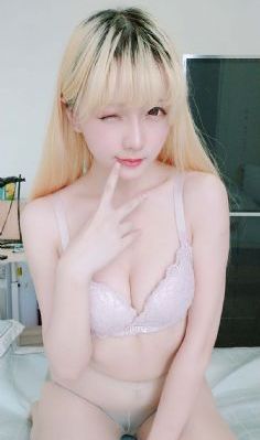 女子抱娃走进兵马俑坑当地回应