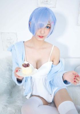 焦俊艳